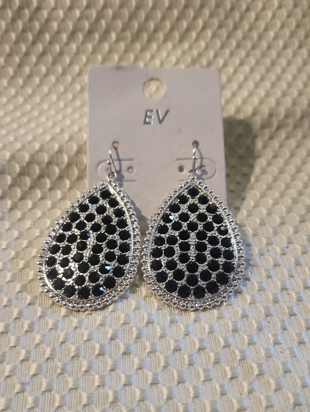 Black Teardrop Crystal Dangle Earrings